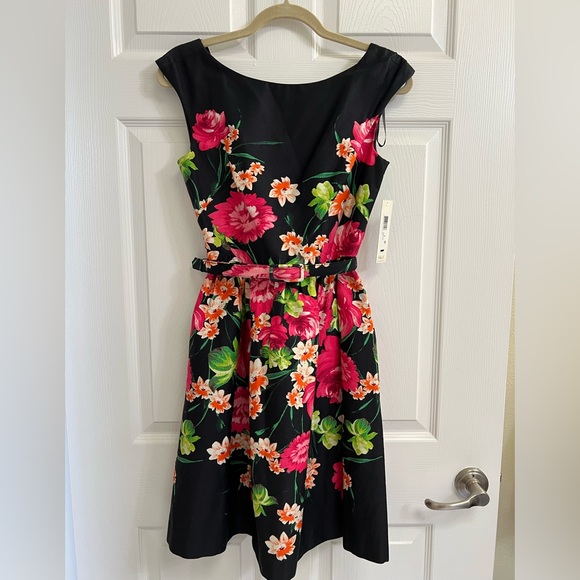 ELIZA J Dress Fit and Flare Black Pink Floral Size 2 - Picture 3 of 7
